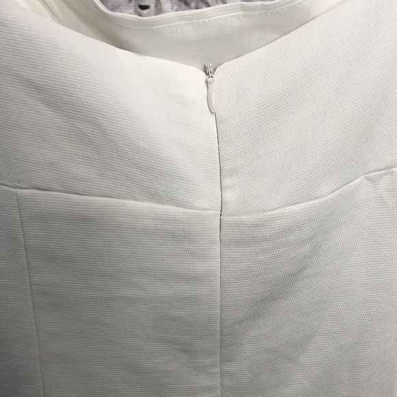 White mini dress - Picture 6 of 9